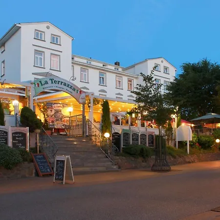 Apartment Meeresblick Fewo: Sellin Beachfront With Pool & Sauna Access Goehren (Ruegen)